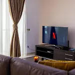 Luxury W/ Side Seaviews And Pool, Location * Sliema