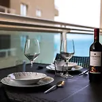 Appartement Luxury W/ Side Seaviews And Pool, Location *