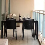 Appartement Luxury W/ Side Seaviews And Pool, Location Sliema