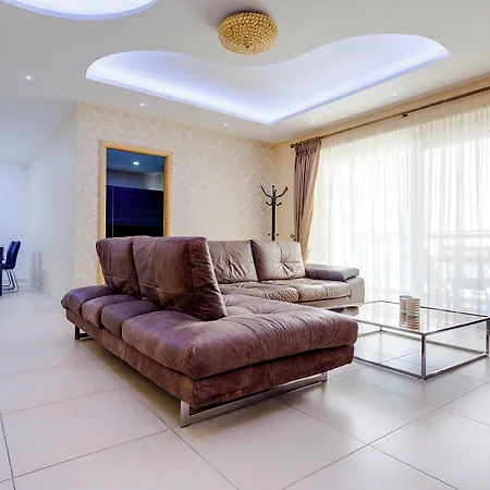 Apartment Luxury W/ Side Seaviews And Pool, Location Sliema