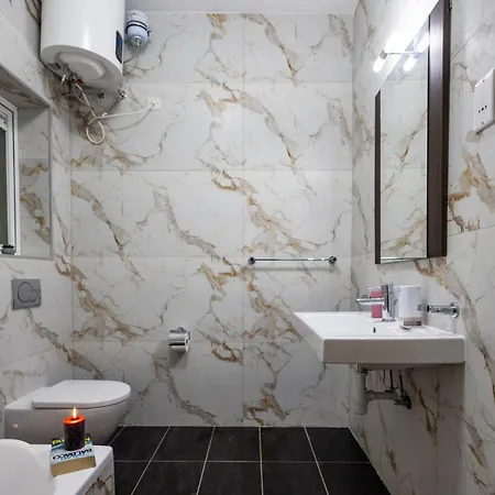 شقة Luxury W/ Side Seaviews And Pool, Location سليمة