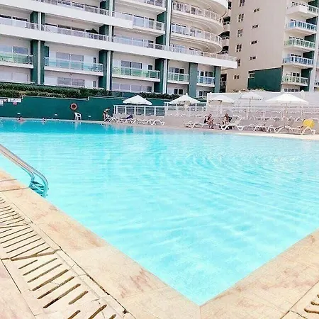 Luxury W/ Side Seaviews And Pool, Location Appartement Sliema