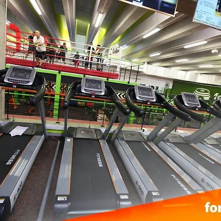 Appartamento Luxury W/ Side Seaviews And Pool, Location